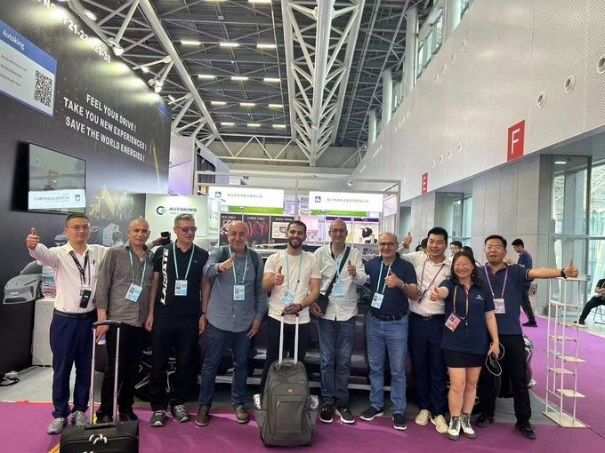 Henan Autoking Industry Co., Ltd. خط إنتاج المصنع